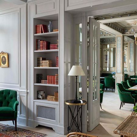 Hotel Du Quai Voltaire Paris Ngoại thất bức ảnh