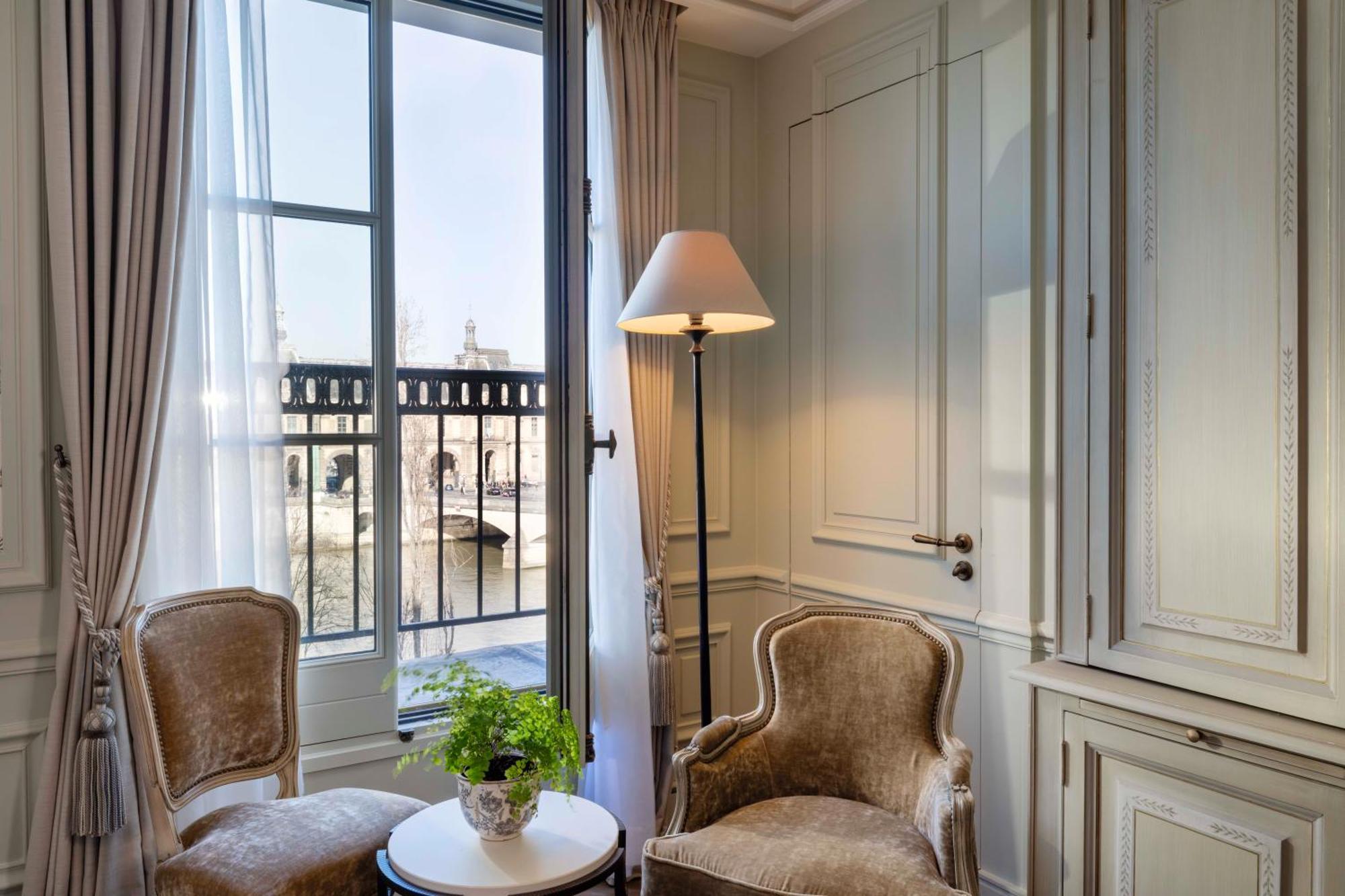 Hotel Du Quai Voltaire Paris Ngoại thất bức ảnh
