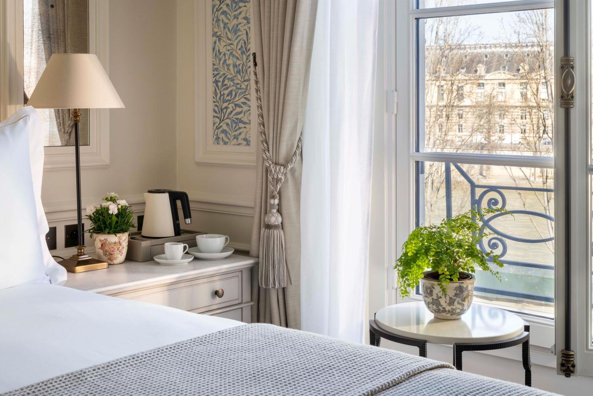 Hotel Du Quai Voltaire Paris Ngoại thất bức ảnh