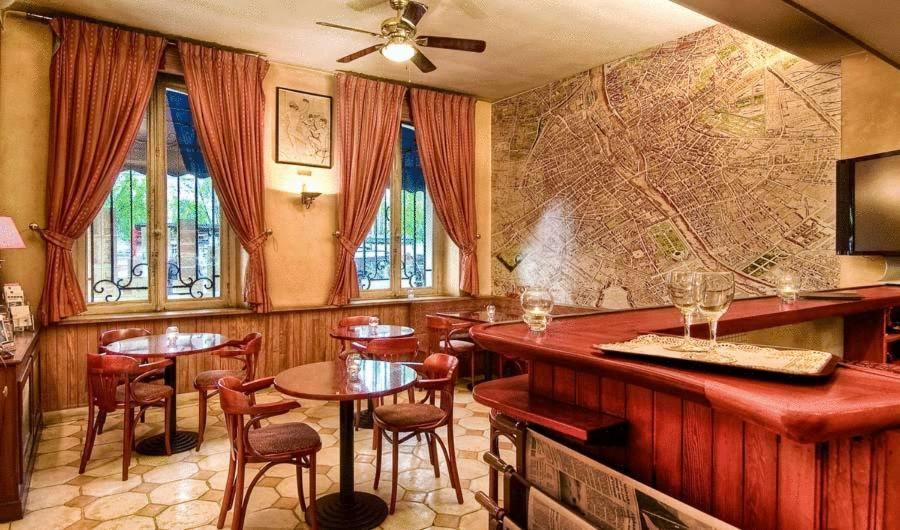 Hotel Du Quai Voltaire Paris Ngoại thất bức ảnh