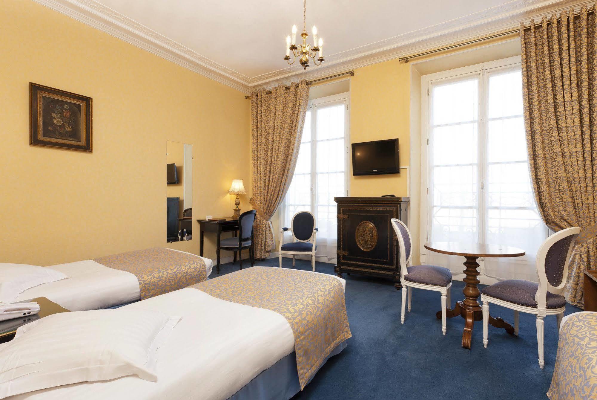 Hotel Du Quai Voltaire Paris Ngoại thất bức ảnh